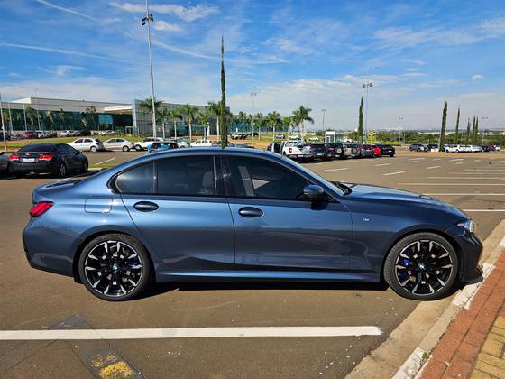 BMW 320i 2.0 16V TURBO FLEX M SPORT AUTOMÁTICO